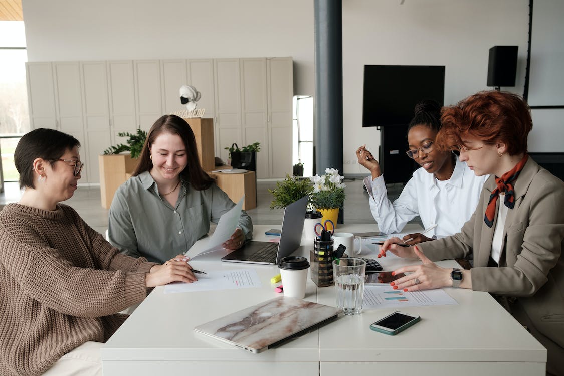 How to Lead High-Income Employees