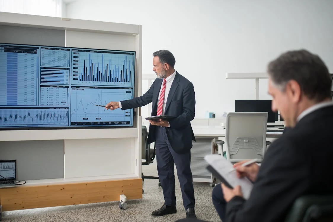 Unlock Executive Power Without Full-Time Overhead